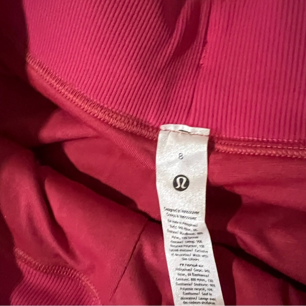 Lululemon Dance Studio Cropped Pants Raspberry Coulis Size 8 - Picture 5 of 5